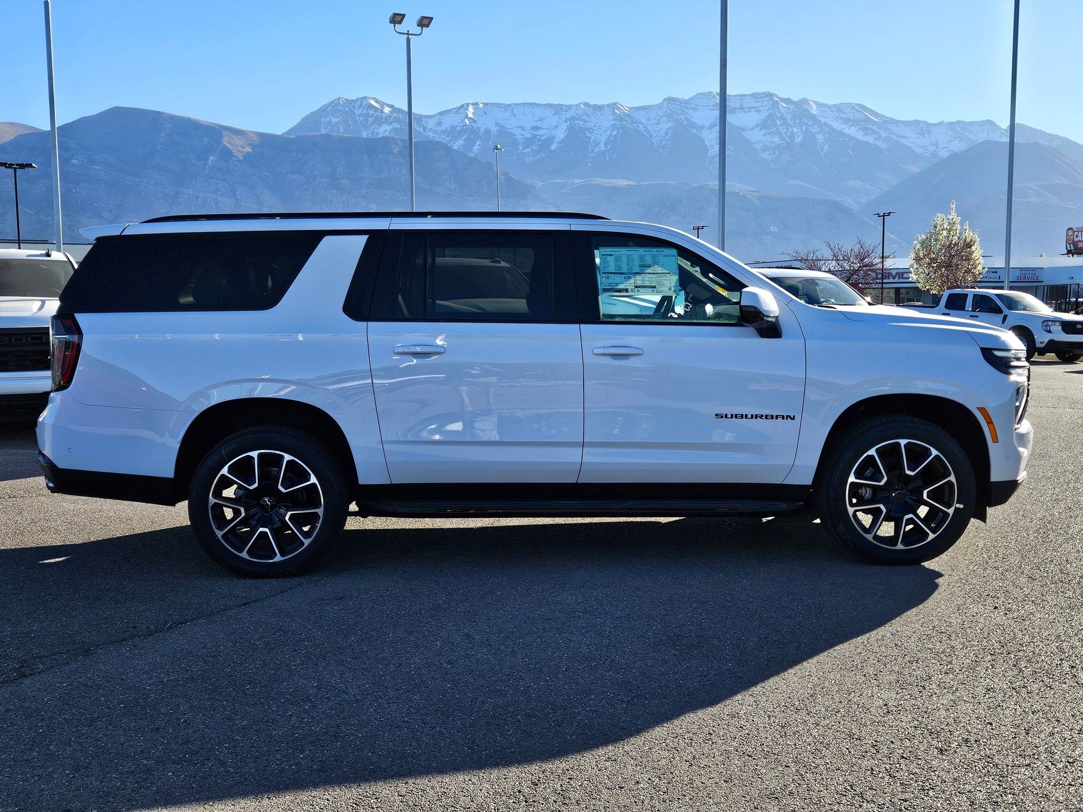 New 2026 Chevrolet Suburban RST w/ Comfort Package AWD/4WD image 2