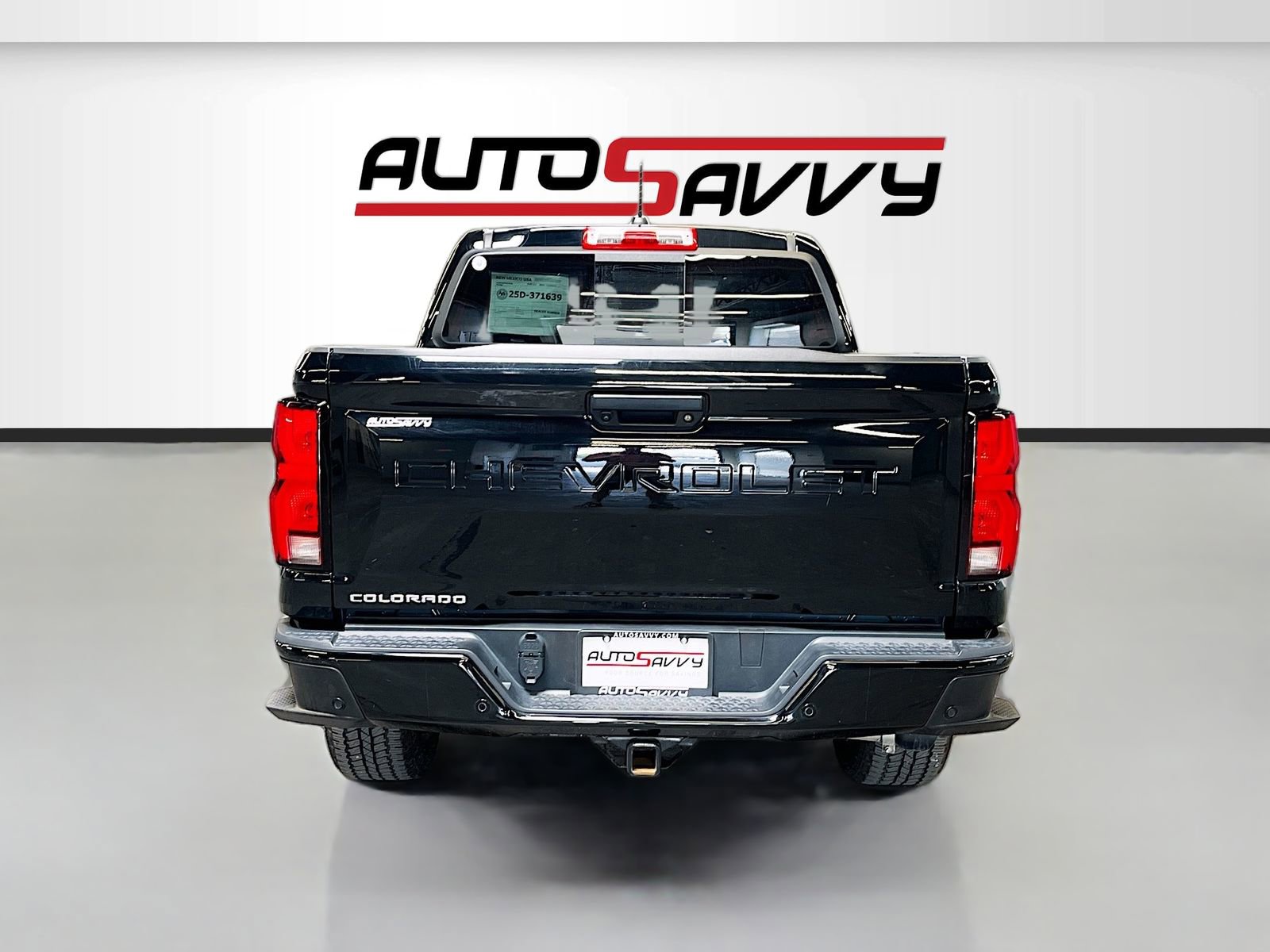 Used 2024 Chevrolet Colorado Z71 w/ LPO, Dark Essentials Package AWD/4WD image 6