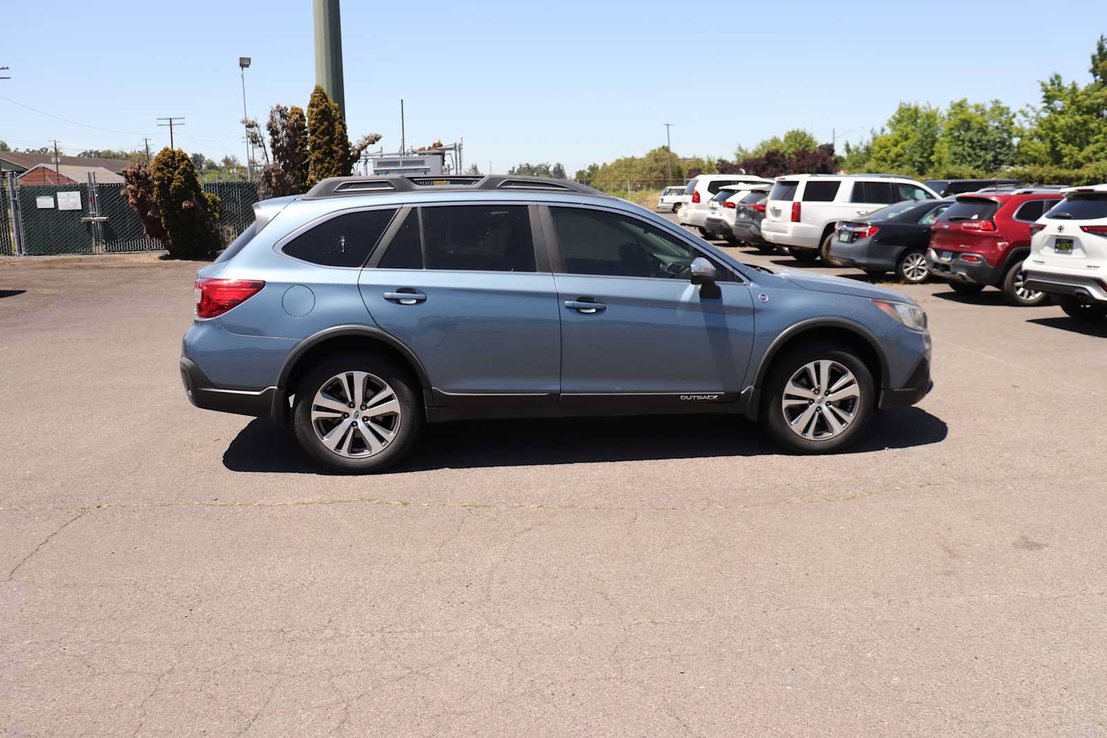 Used 2018 Subaru Outback 2.5i Limited w/ 50th Anniversary Edition AWD/4WD image 4