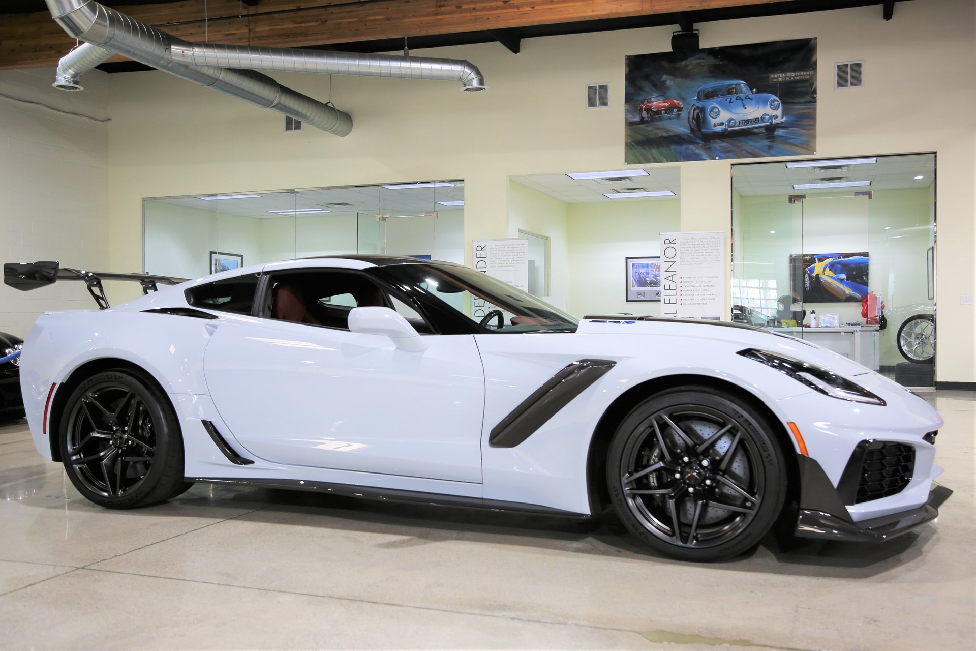 Used 2019 Chevrolet Corvette ZR1 RWD image 2