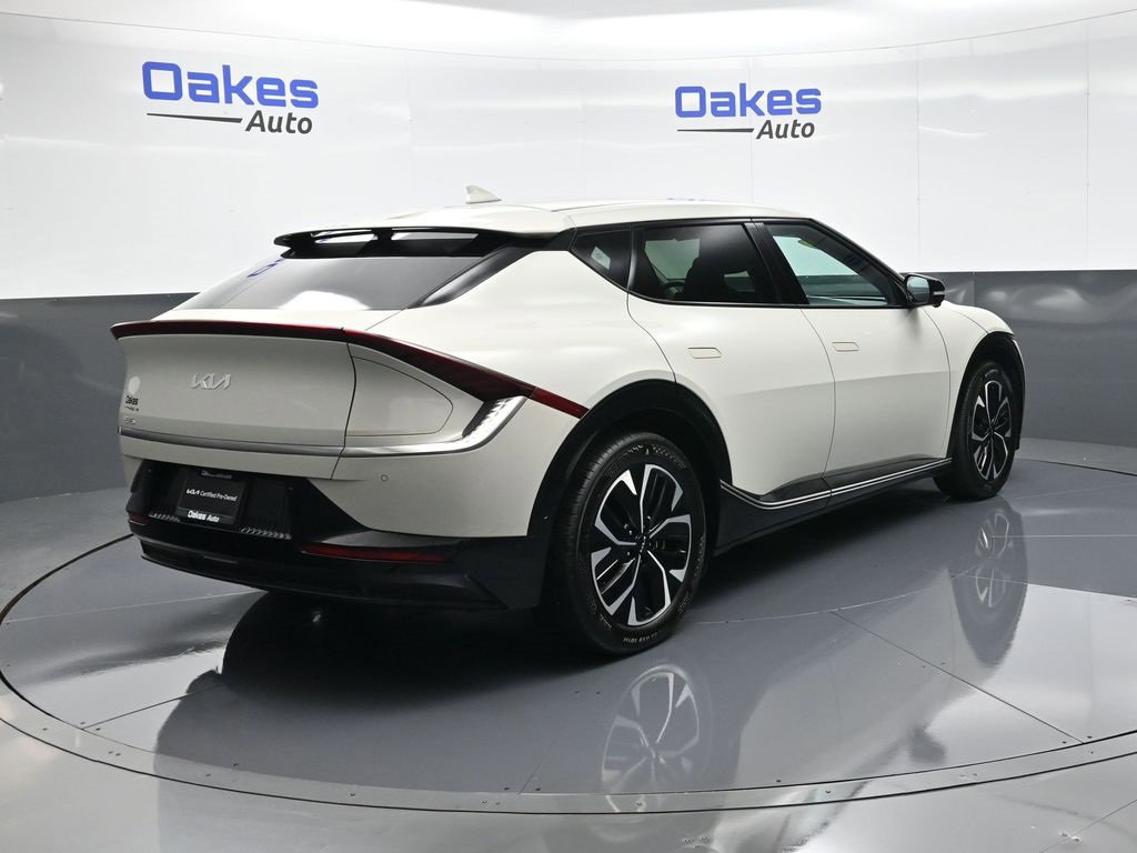 Certified 2022 Kia EV6 Wind w/ Wind Technology Package image 7