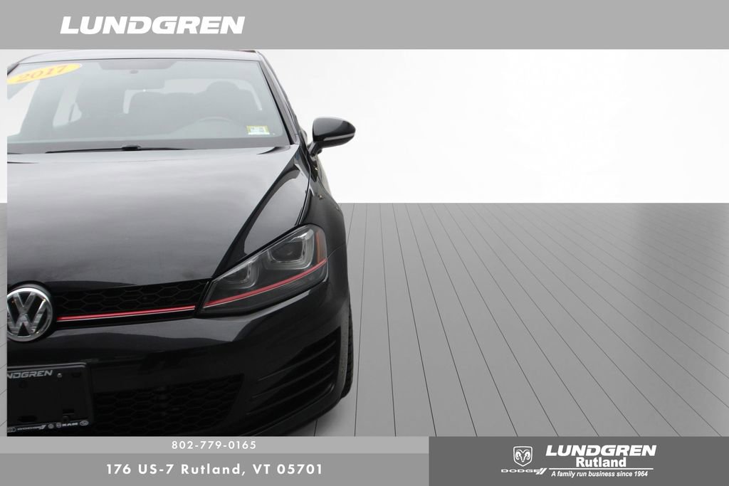 Used 2017 Volkswagen Golf 4-Door image 42