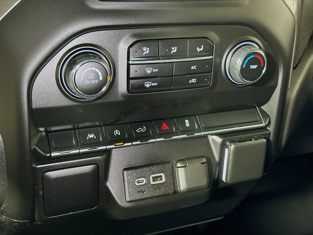 Certified 2023 Chevrolet Silverado 1500 Custom AWD/4WD image 13