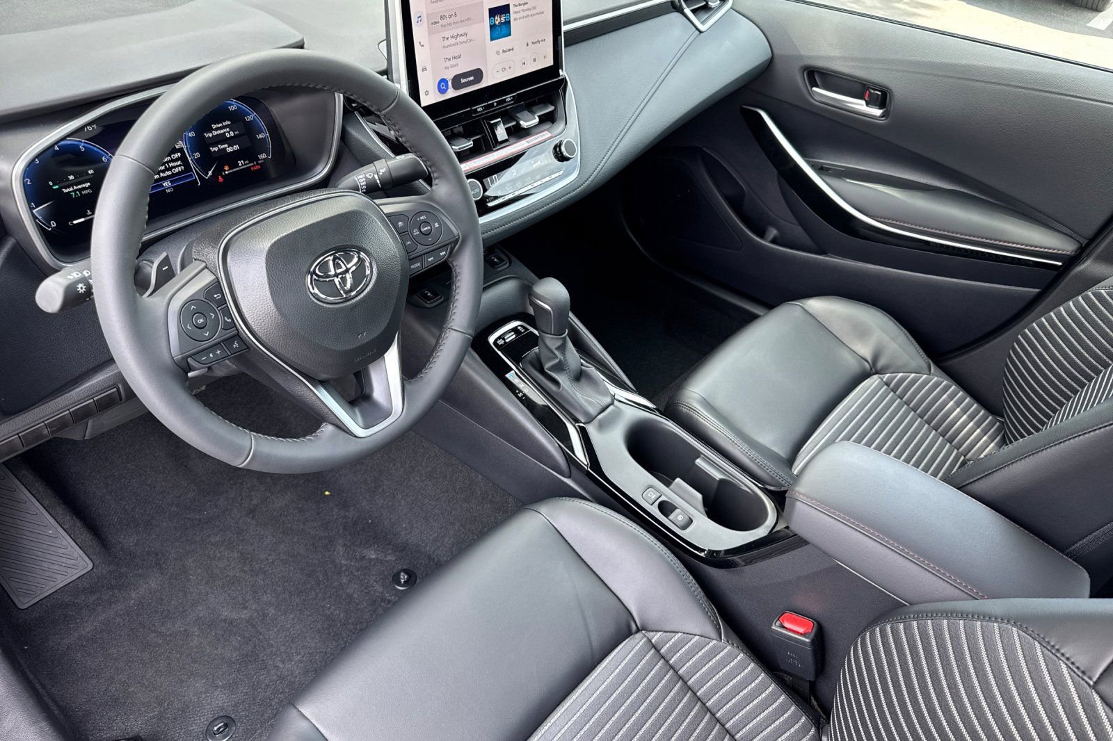 New 2026 Toyota Corolla XSE image 12