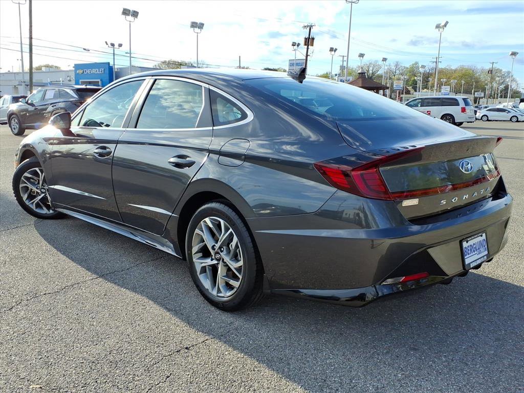 Used 2022 Hyundai Sonata SEL image 6