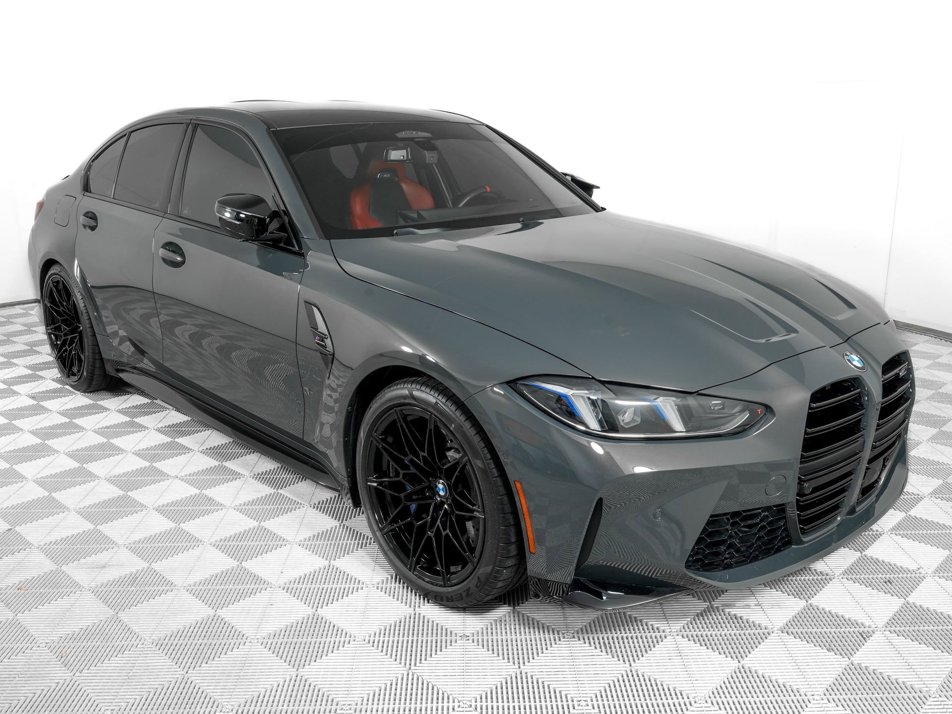 Used 2025 BMW M3 Competition image 3