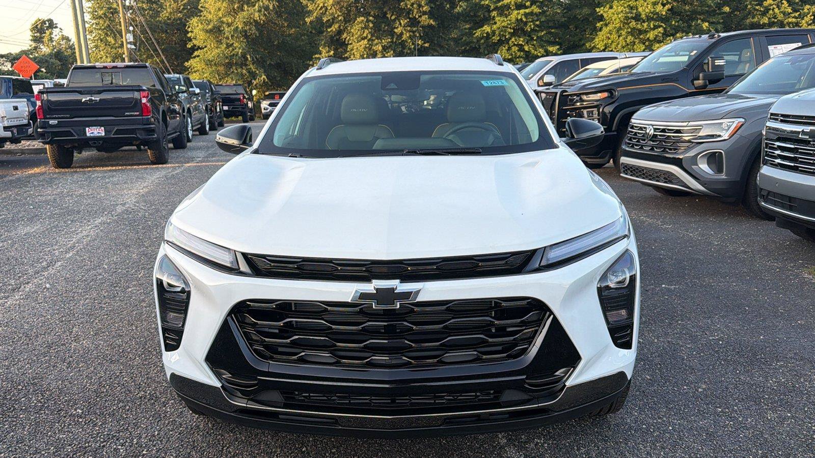 New 2026 Chevrolet Trax ACTIV w/ Driver Confidence Package FWD image 2