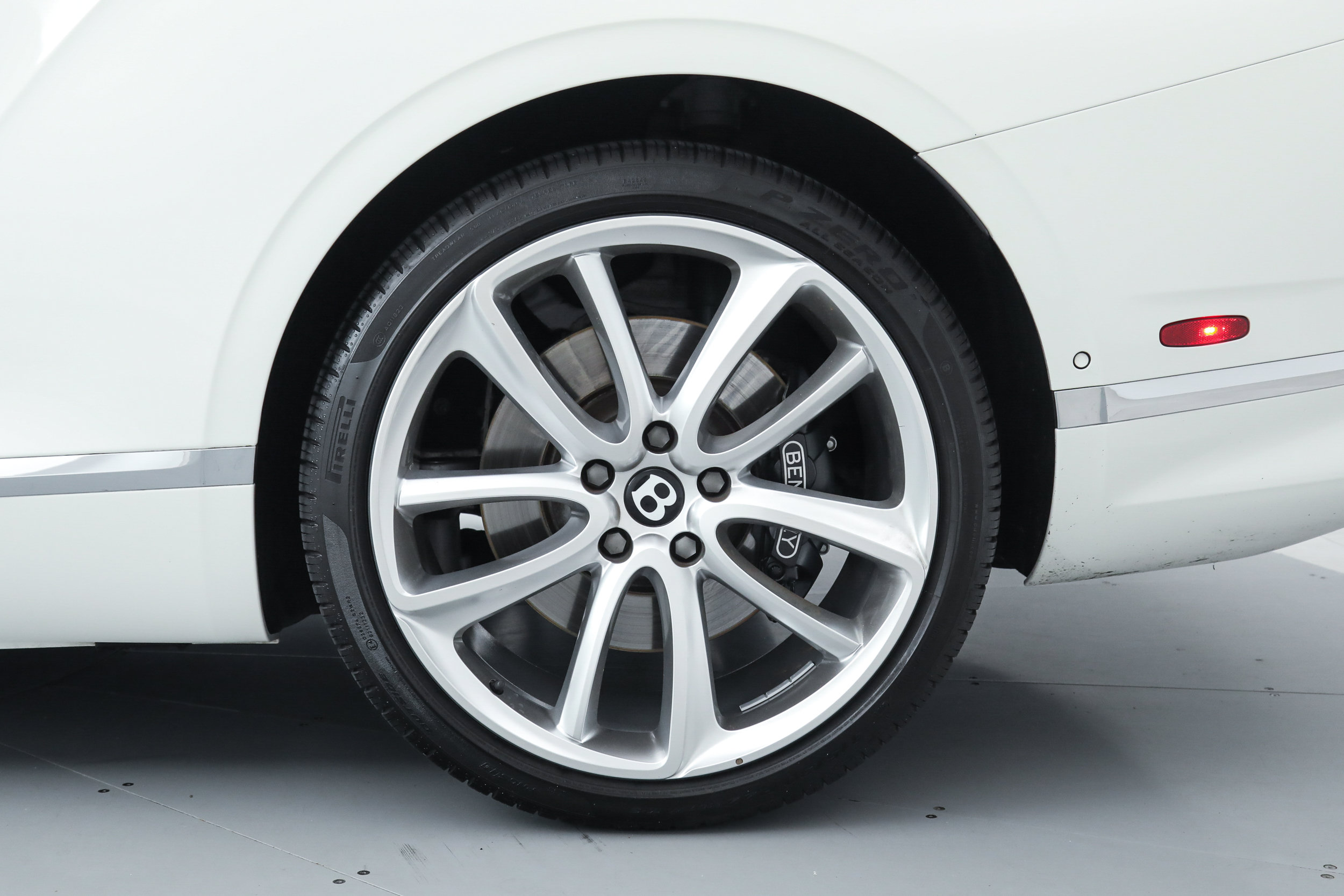 Used 2022 Bentley Continental GT AWD/4WD image 37