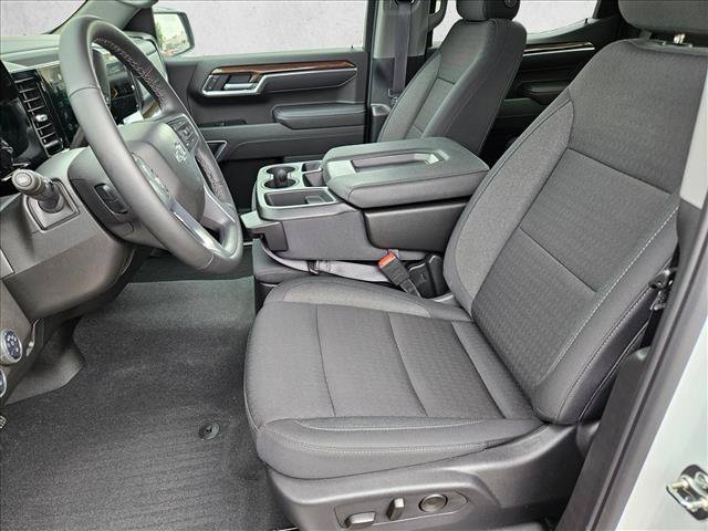 Used 2025 Chevrolet Silverado 1500 RST w/ Z71 Off-Road Package AWD/4WD image 16