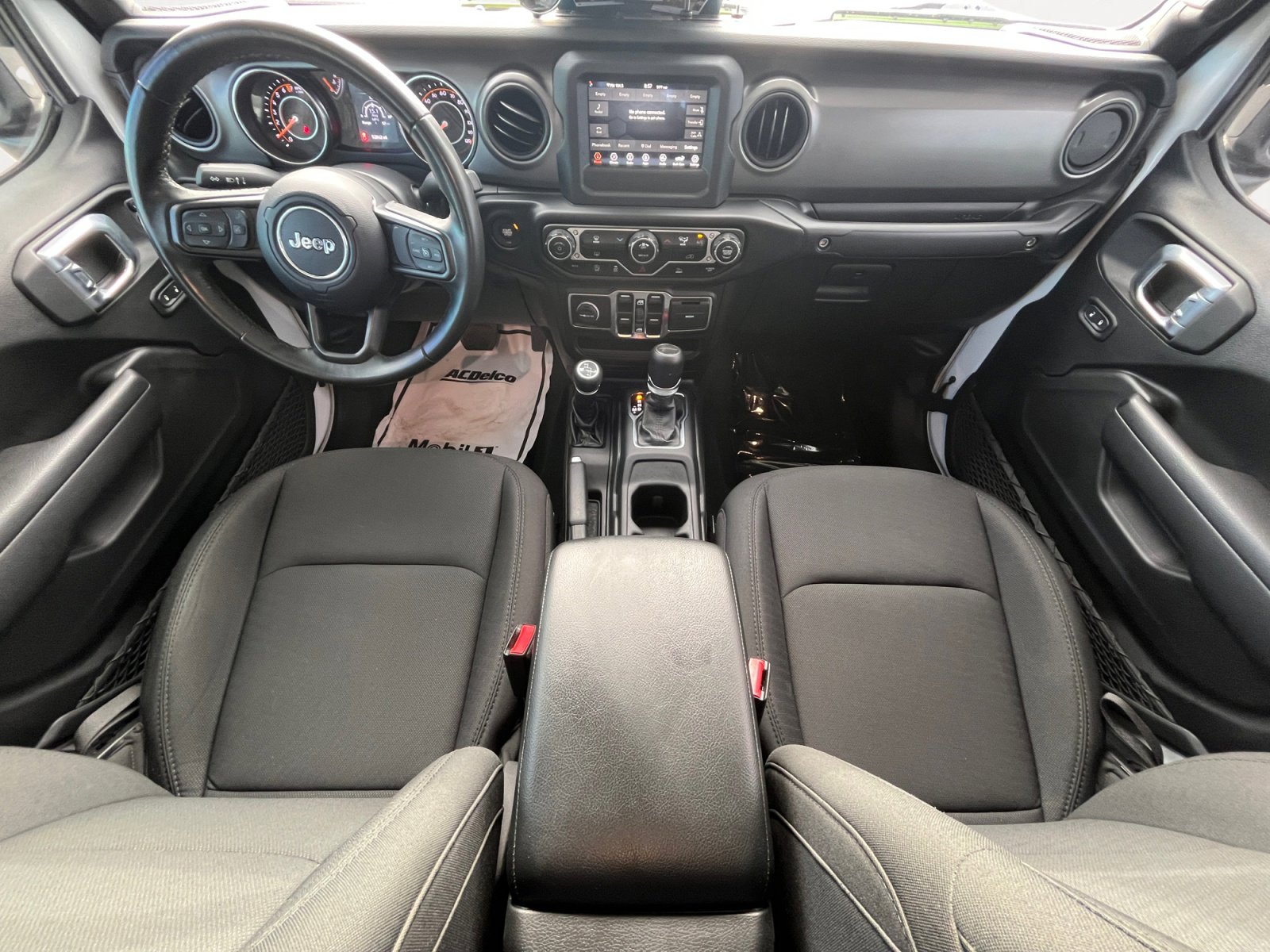 Used 2022 Jeep Gladiator Sport AWD/4WD image 3