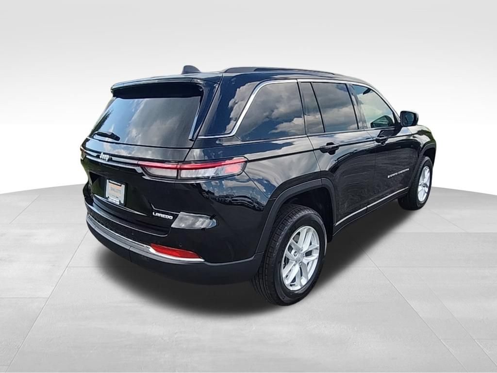 New 2026 Jeep Grand Cherokee Laredo X RWD image 30