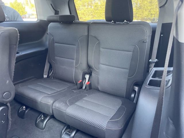 Used 2023 GMC Acadia SLE w/ Driver Convenience Package image 24