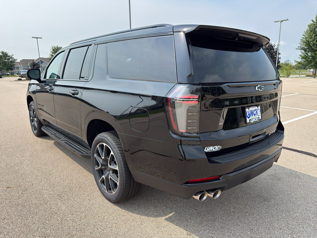 New 2026 Chevrolet Suburban RST w/ Comfort Package AWD/4WD image 3