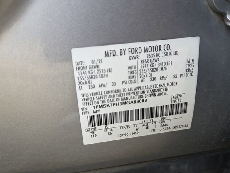 Used 2021 Ford Explorer Limited w/ Equipment Group 301A image 7