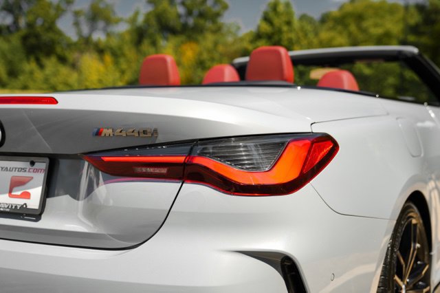 Used 2023 BMW M440i Convertible w/ Premium Package RWD image 14