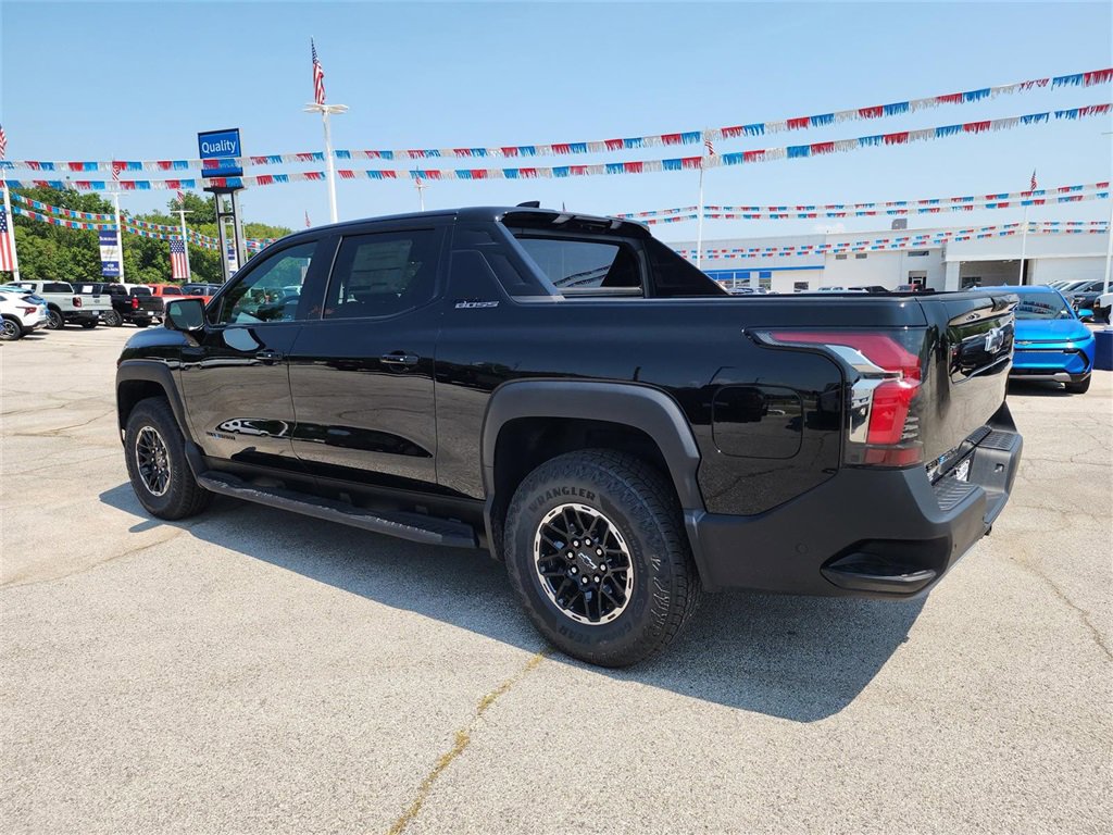 New 2026 Chevrolet Silverado EV Trail Boss w/ Premium Package image 3