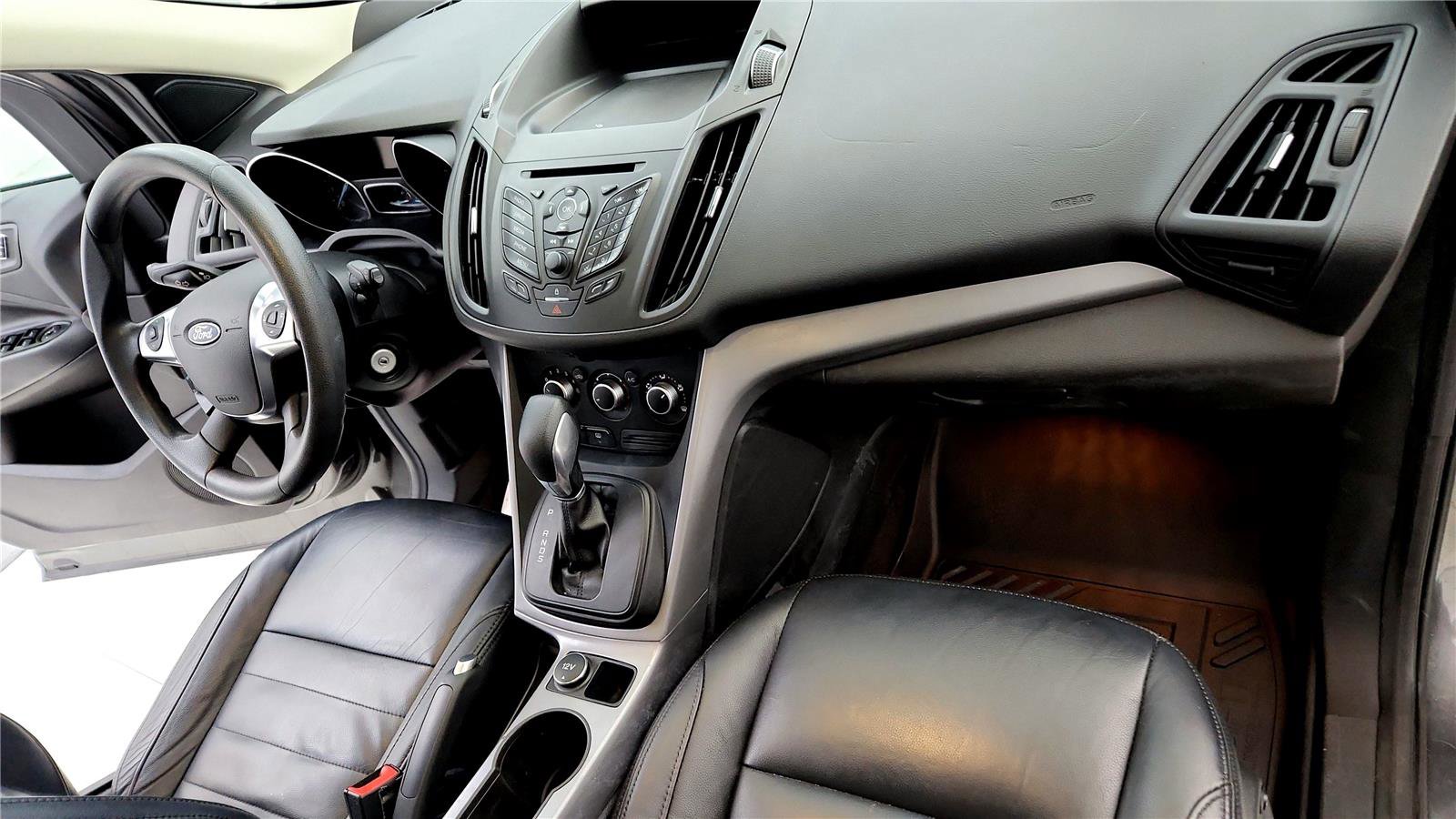 Used 2015 Ford Escape SE image 28