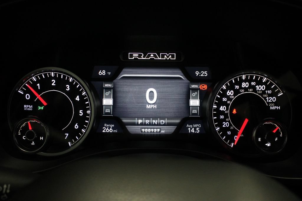 Used 2019 RAM 1500 Big Horn AWD/4WD image 17