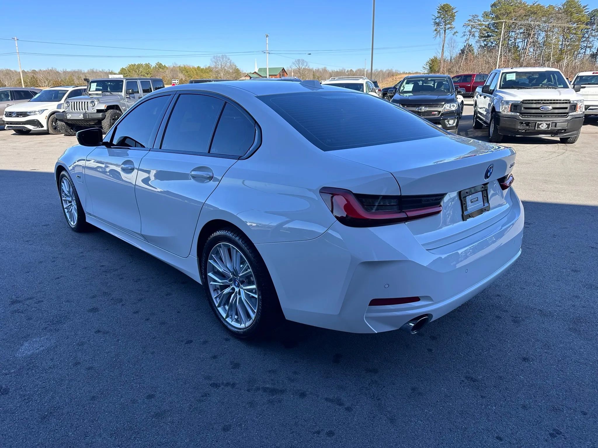Used 2023 BMW 330e w/ Driving Assistance Package image 3