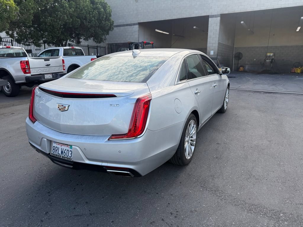 Used 2019 Cadillac XTS Luxury FWD image 4