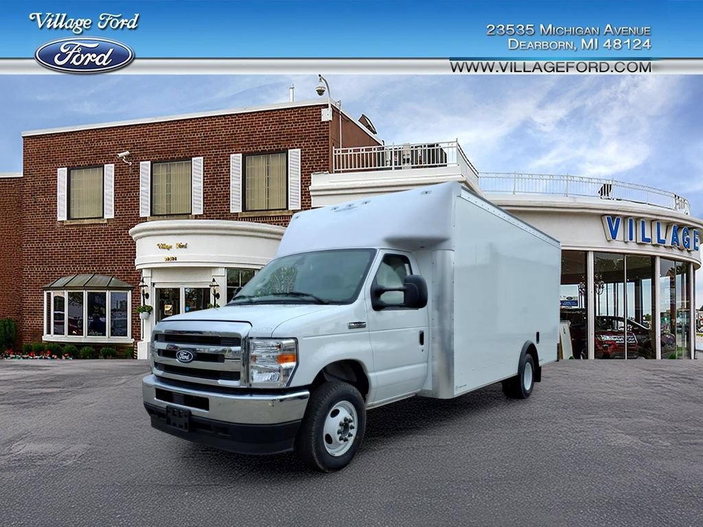 New 2027 Ford E-450 and Econoline 450 Super Duty w/ Power Equipment Group RWD image 1