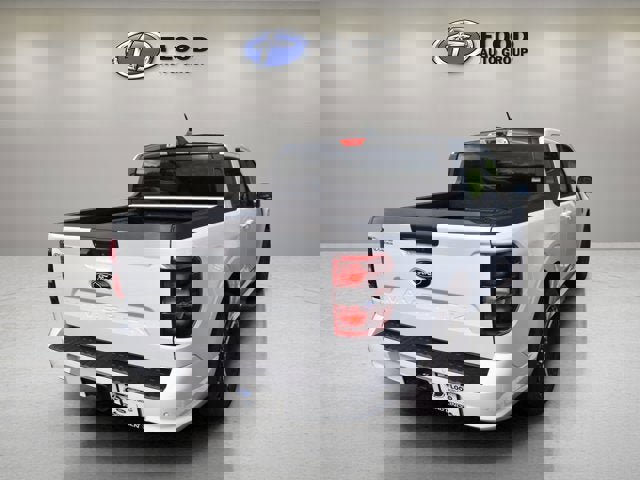 New 2025 Ford Maverick Lobo image 2