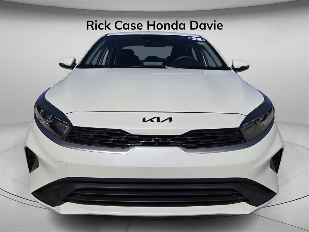 Used 2022 Kia Forte LXS w/ LXS Technology Package image 5