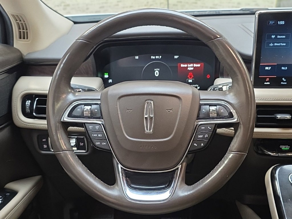 Used 2022 Lincoln Nautilus Reserve image 16