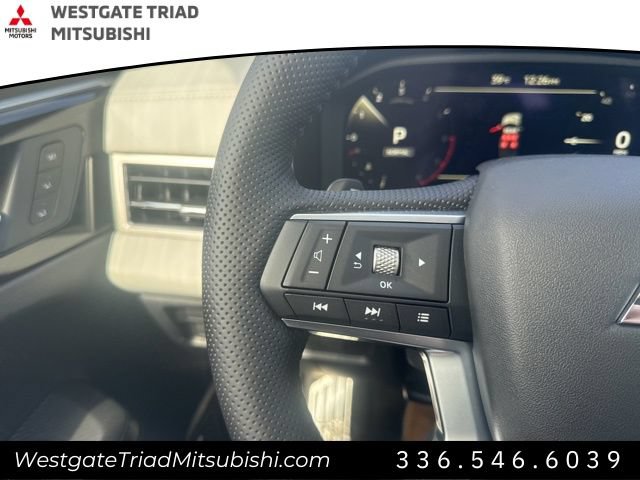 New 2026 Mitsubishi Outlander SEL FWD image 17