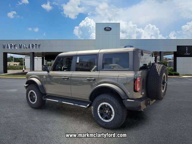 New 2026 Ford Bronco Outer Banks w/ Sasquatch Package AWD/4WD image 3