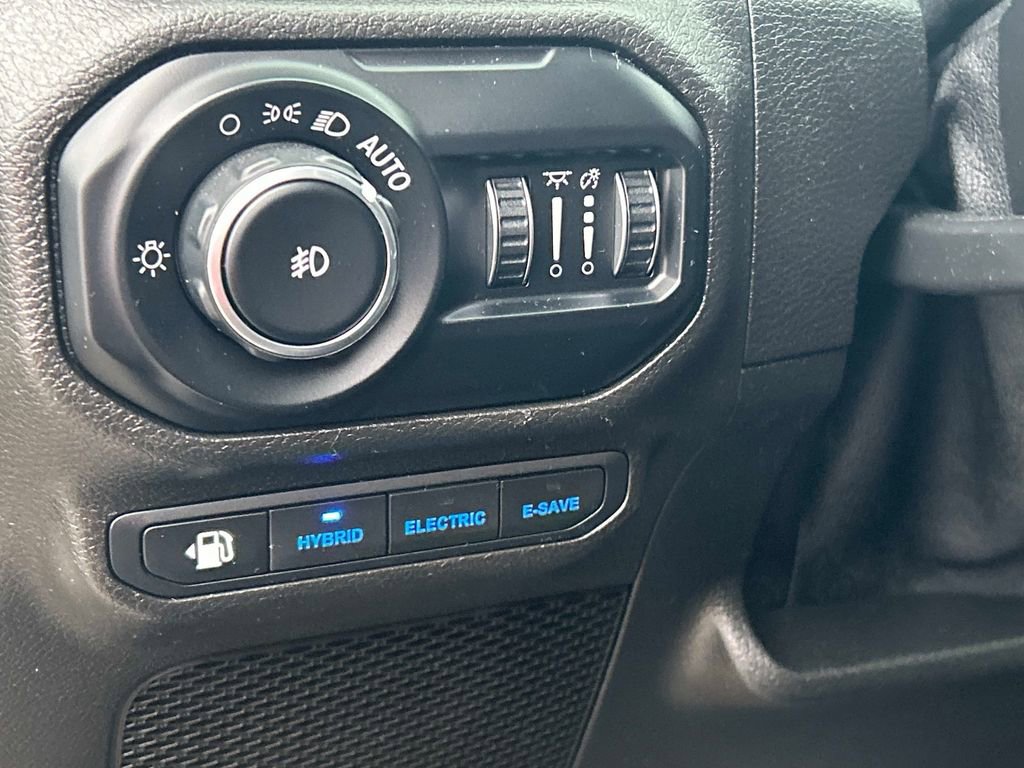 Used 2021 Jeep Wrangler Unlimited Rubicon 4xe w/ Dual Top Group image 22