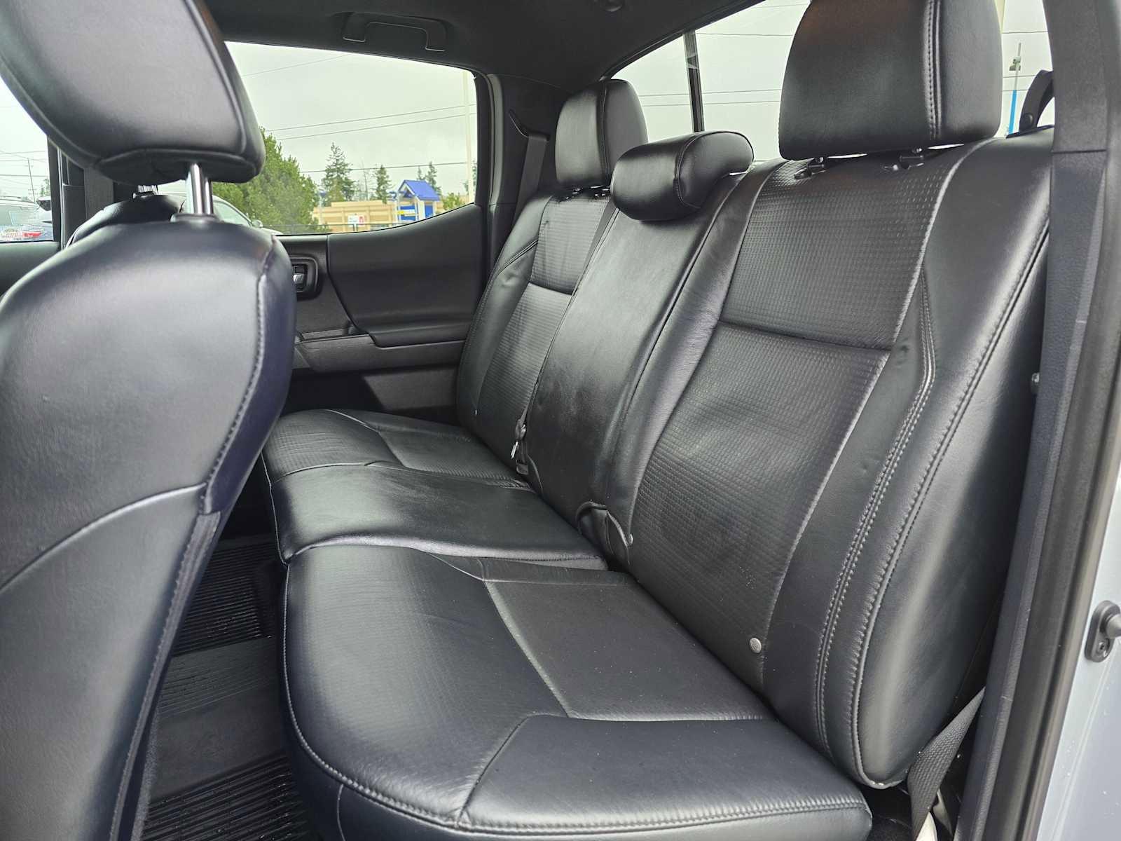 Certified 2021 Toyota Tacoma TRD Off-Road w/ TRD Premium Off Road Package image 17