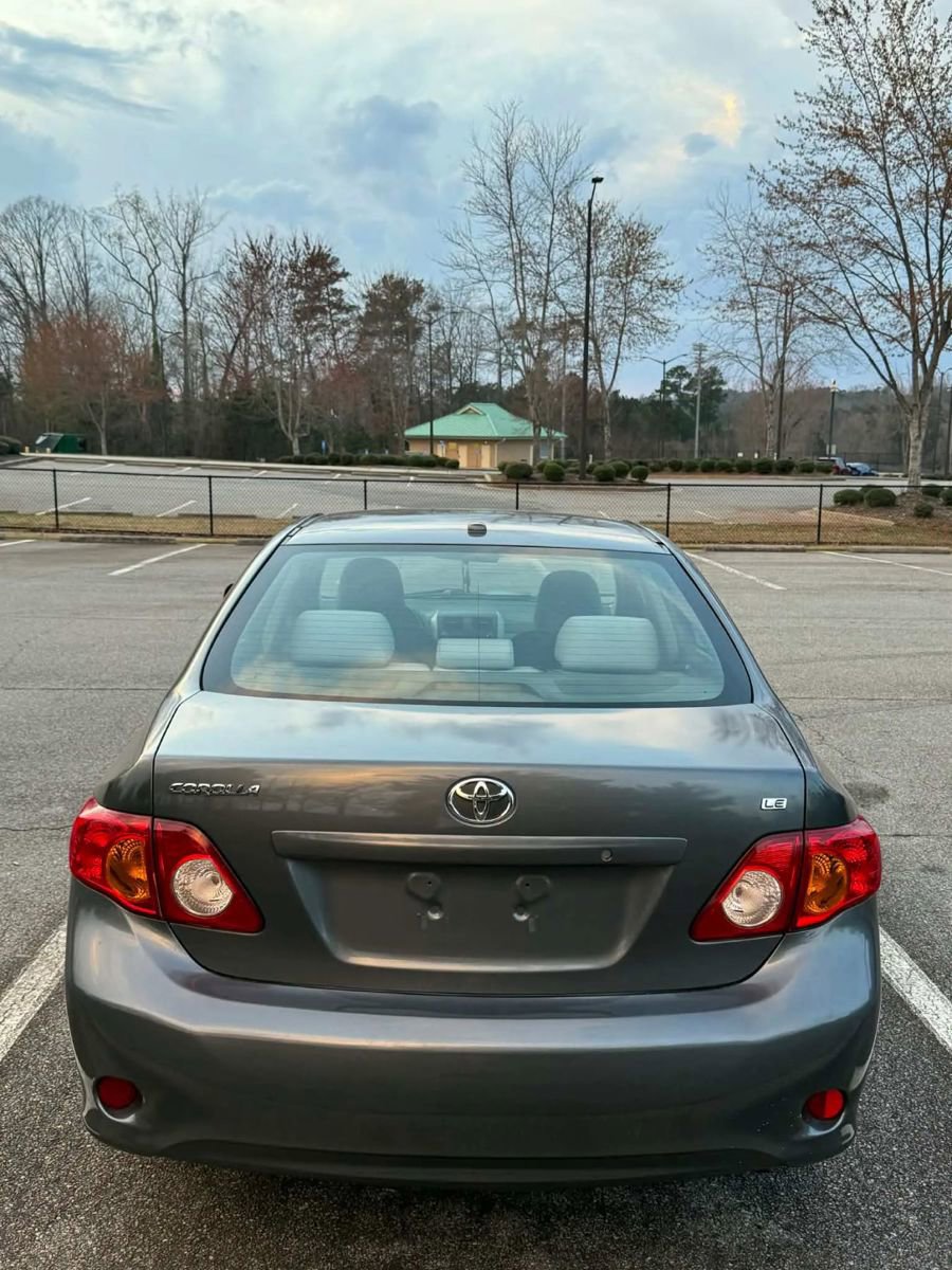 Used 2010 Toyota Corolla LE image 10