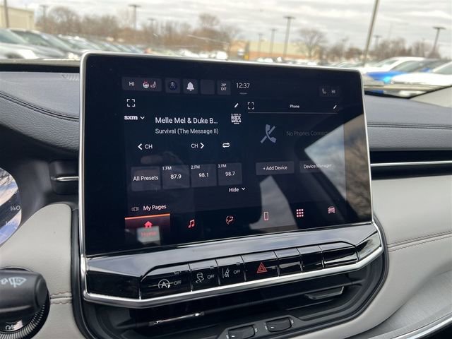 Used 2022 Jeep Compass Limited image 16