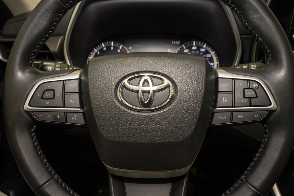 Used 2024 Toyota Highlander XLE image 21