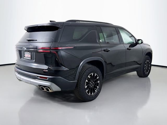 Used 2025 Chevrolet Traverse Z71 image 10