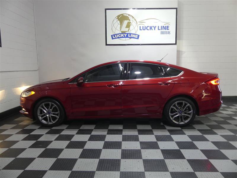Used 2017 Ford Fusion SE w/ Equipment Group 201A FWD image 7
