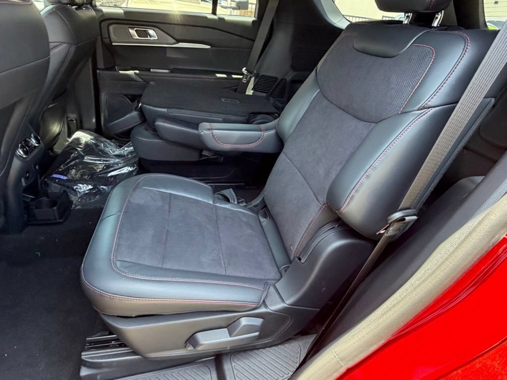 New 2026 Ford Explorer ST AWD/4WD image 32