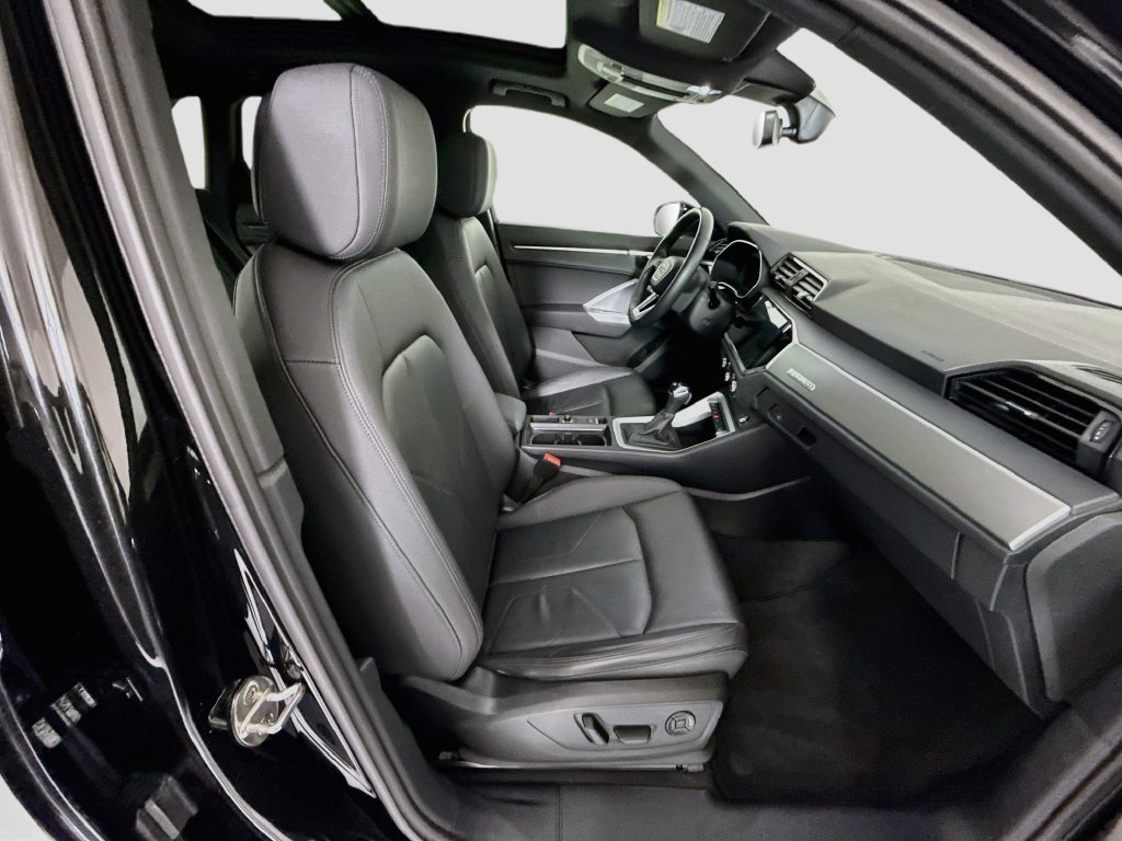Certified 2023 Audi Q3 2.0T Premium w/ Convenience Package AWD/4WD image 20