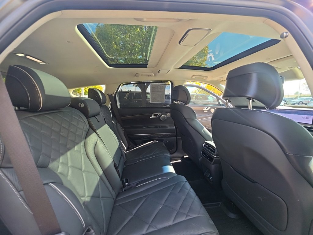 Used 2025 Genesis GV80 3.5T Prestige AWD/4WD image 22