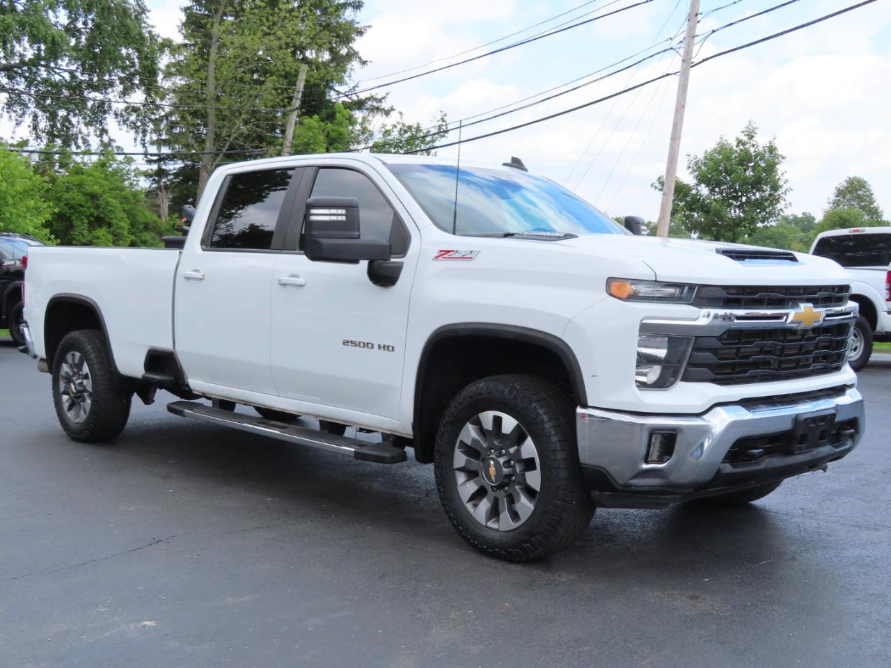 Used 2024 Chevrolet Silverado 2500 LT AWD/4WD image 8