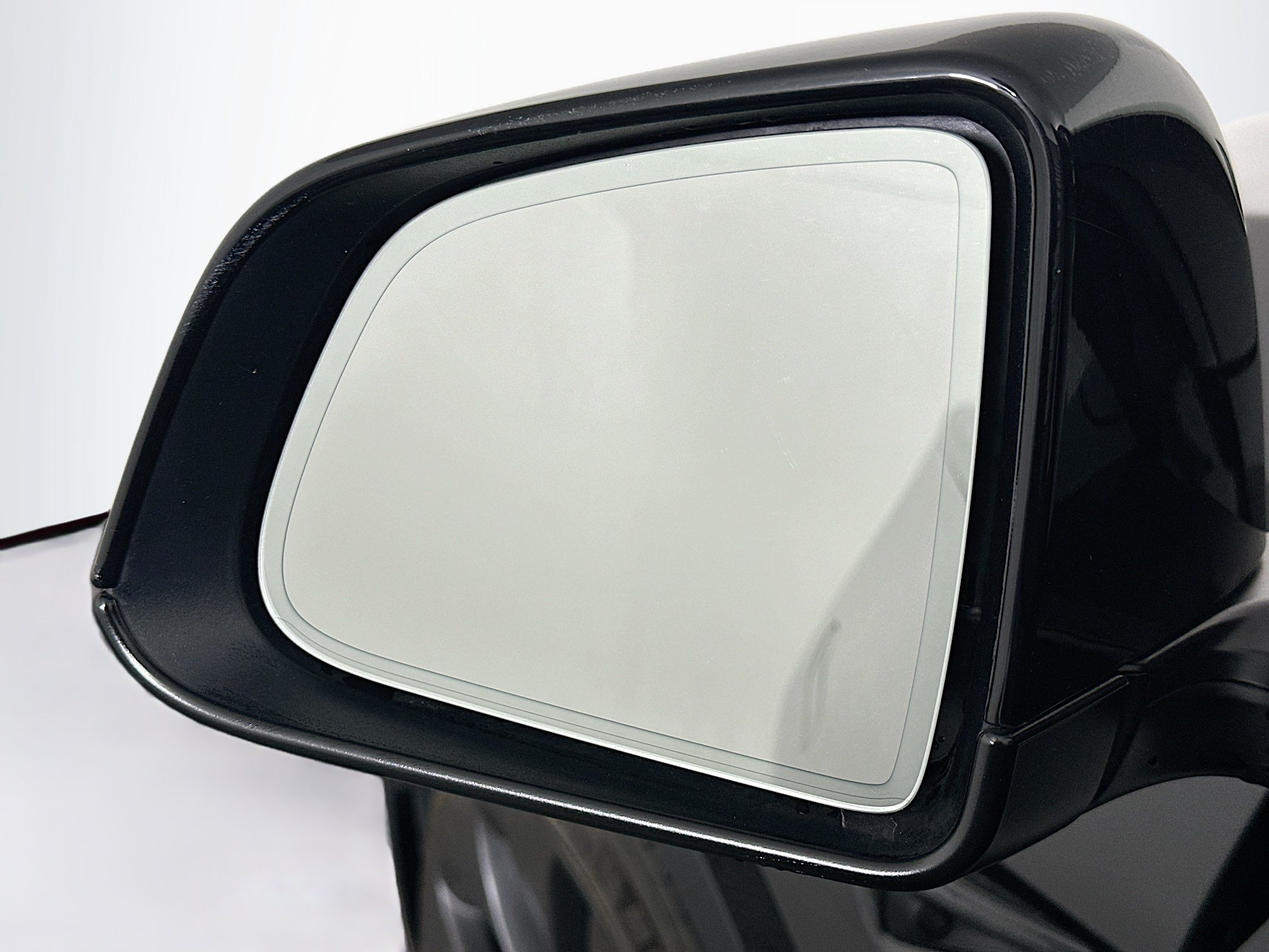 Used 2023 Tesla Model Y Performance AWD/4WD image 16