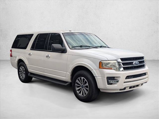 Used 2017 Ford Expedition EL XLT w/ Equipment Group 202A RWD image 3