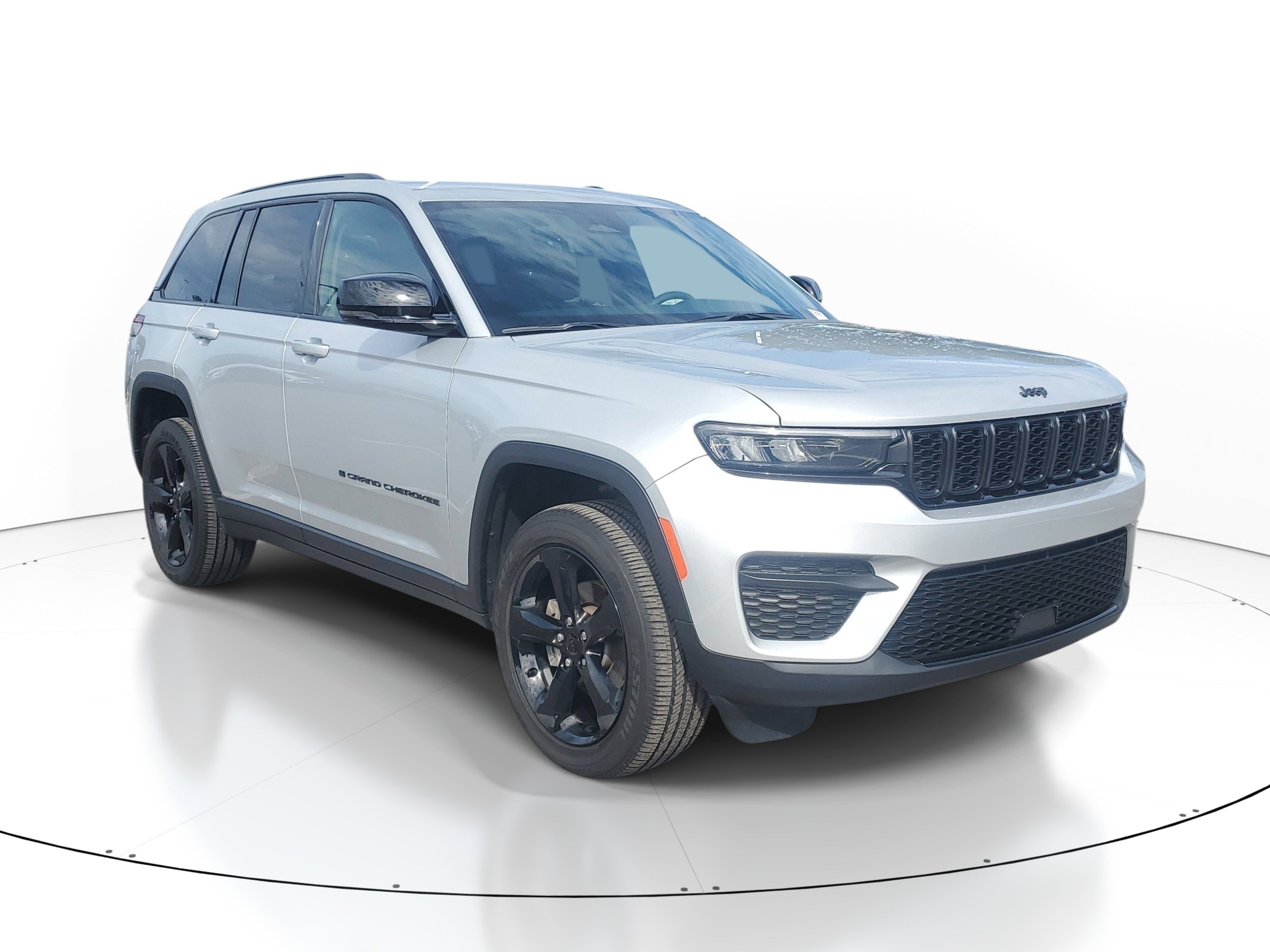 Used 2024 Jeep Grand Cherokee Altitude RWD video 1
