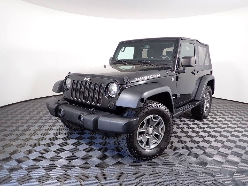 Used 2014 Jeep Wrangler Rubicon w/ Power Convenience Group AWD/4WD image 2