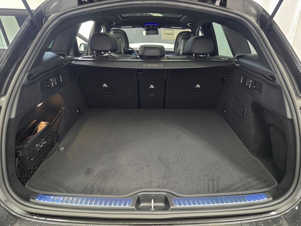 New 2026 Mercedes-Benz GLC 300 4MATIC image 11