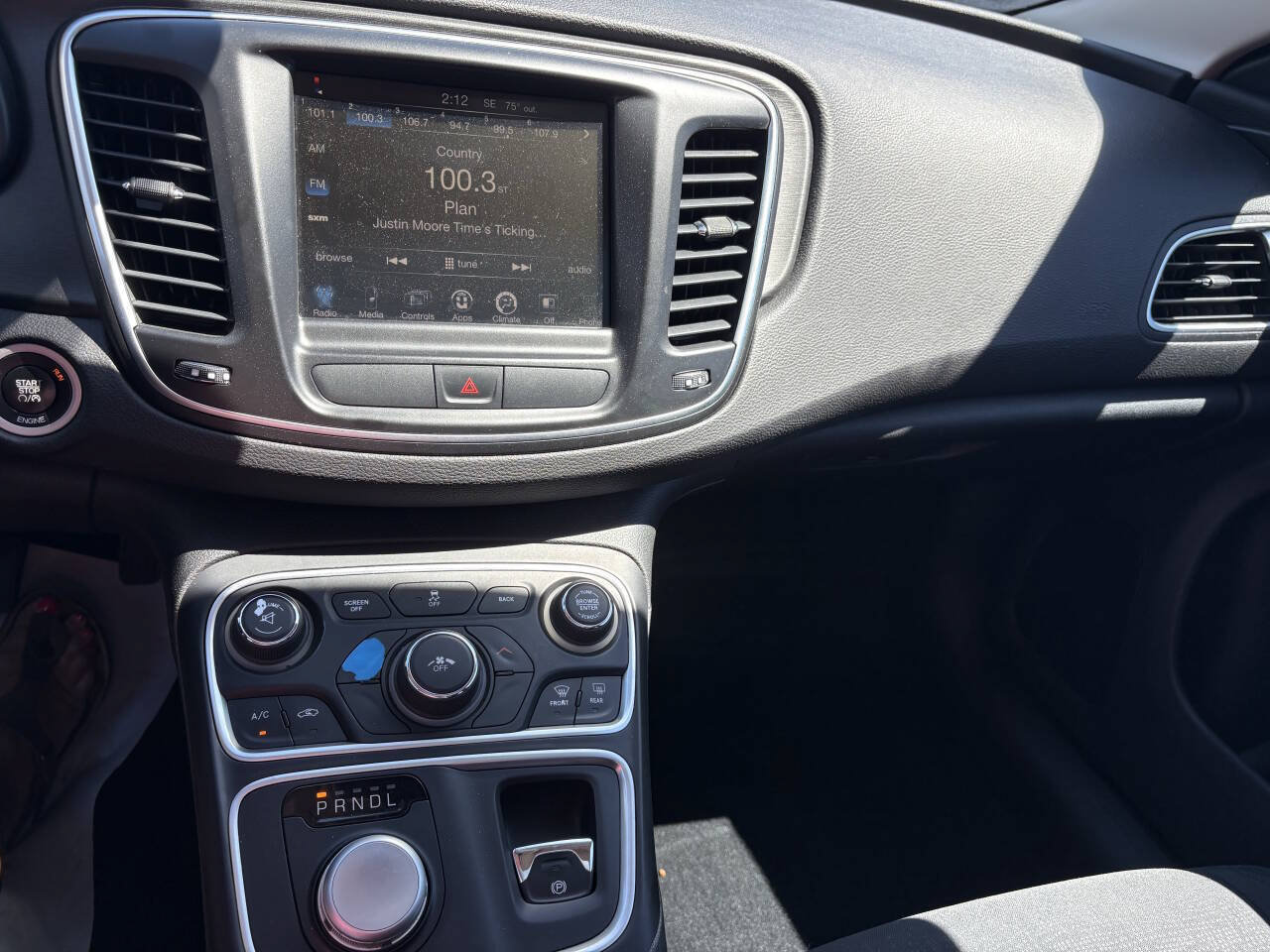 Used 2016 Chrysler 200 Limited w/ Anniversary Edition FWD image 24