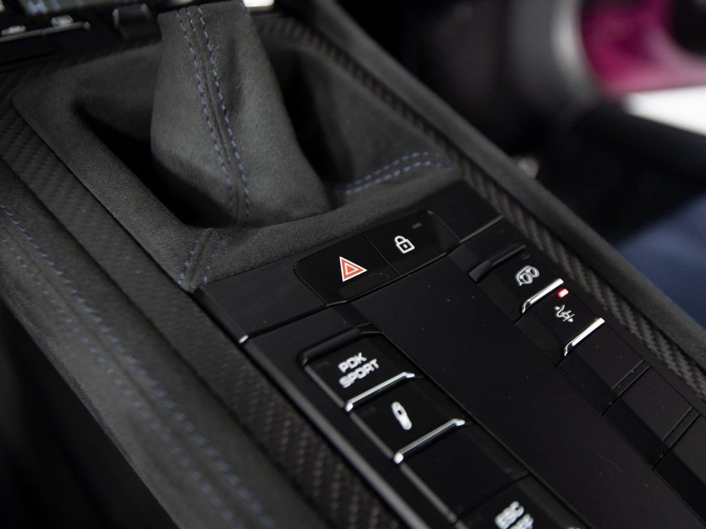 Used 2025 Porsche 718 Cayman GT4 RS image 27