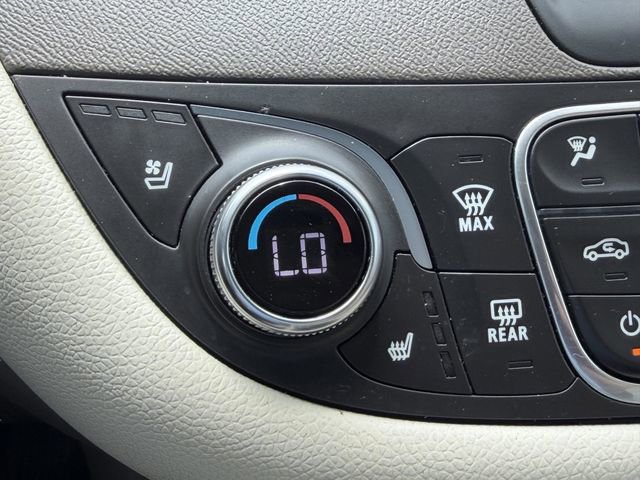Used 2022 Chevrolet Malibu Premier FWD image 26