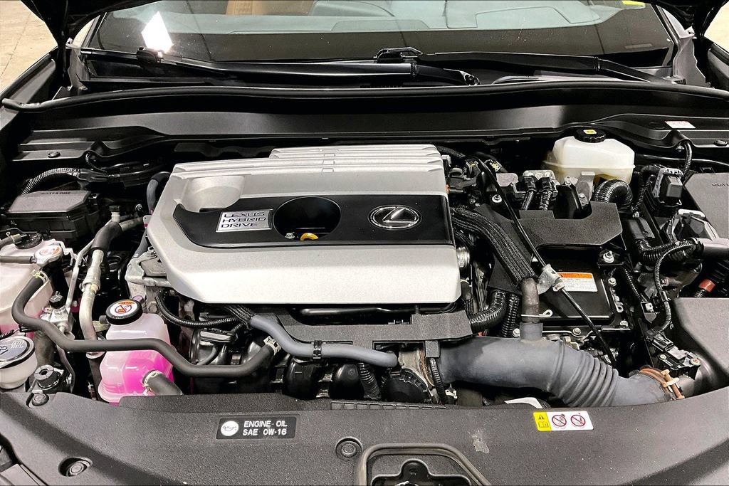 Used 2022 Lexus UX 250h w/ Premium Package AWD/4WD image 30